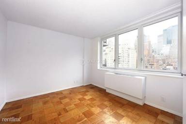 Main picture of The Murray Hill