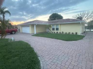Main picture of 6416 Lake Sunrise Dr