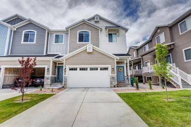 Main picture of 1837 W 680 S