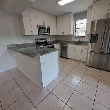 Main picture of 2501 NW 99th Ave