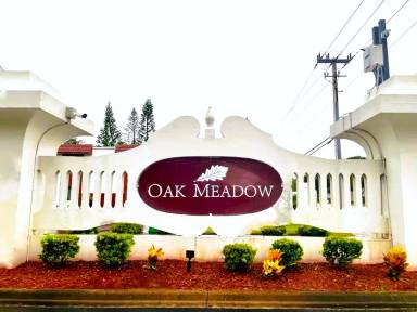 Main picture of 2053 Oak Meadow Cir