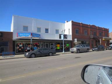 Main picture of 308 S. 3rd Street - C