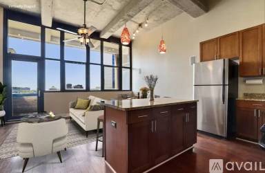 Main picture of Chess 320 Lofts