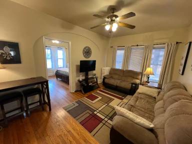 Main picture of 5354 Murdoch Ave
