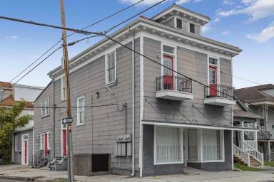 Main picture of 210 N Lopez St