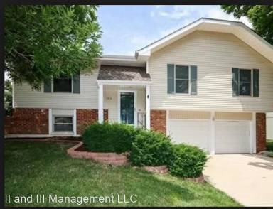 Main picture of 1516 E 151st Ter