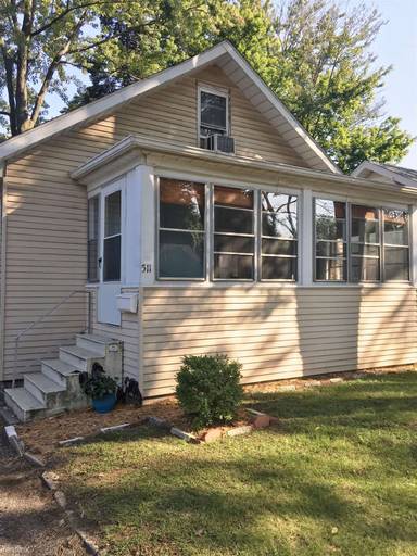 Main picture of 511 E 5th St