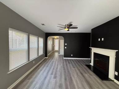 Main picture of 2720 Avanti Way