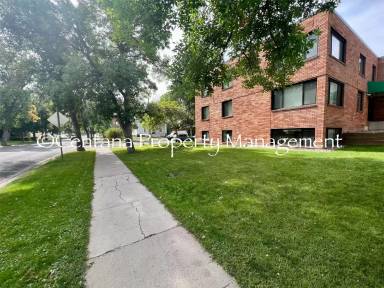 Main picture of 525 3rd Ave N