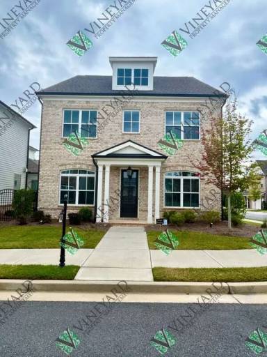 Main picture of 220 Hobson Ln