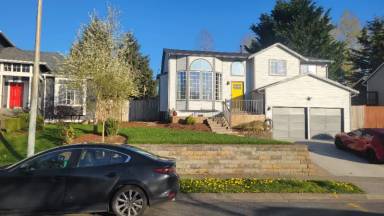 Main picture of 1423 85th Dr NE