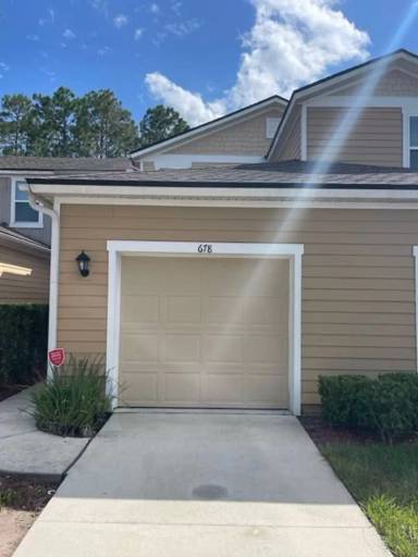 Main picture of 678 Servia Dr