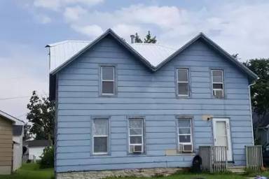 Main picture of 204 W Main St