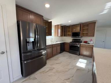 Main picture of 9704 Saigon Dr