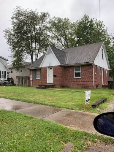 Main picture of 716 S Forest Ave