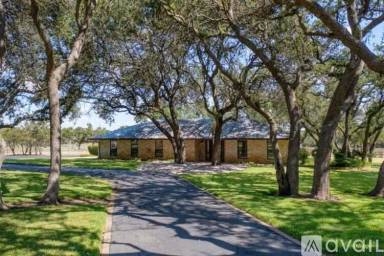 Main picture of 100 Mesa Rdg