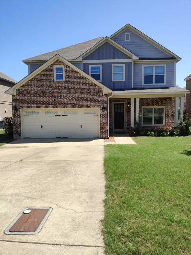 Main picture of 415 Melison Dr