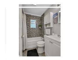 Main picture of 548 E Maplehurst St