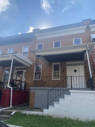 Main picture of 3507 W Garrison Ave