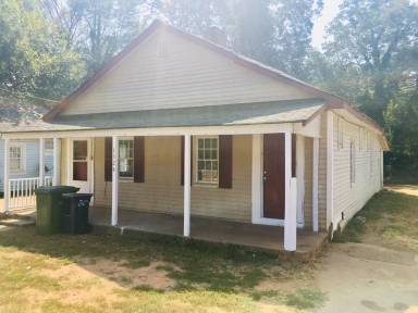 Main picture of 1324 D F Fuller Dr
