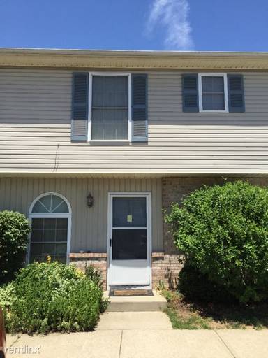 Main picture of 754 E Sherwood Hills Dr