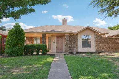 Main picture of 558 Lee Dr