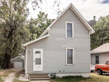 Main picture of 1415 E 2nd Ave