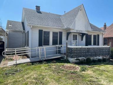Main picture of 3024 NW 14th St