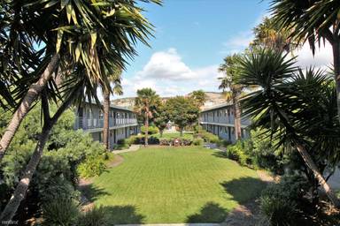 Main picture of Parklane Apartments