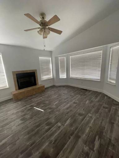Main picture of 584 Ranch Rd