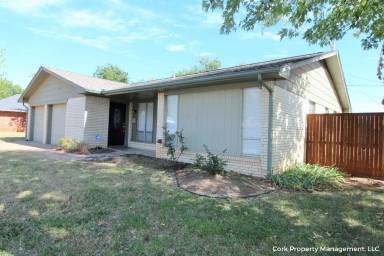 Main picture of 2912 Rankin Ter