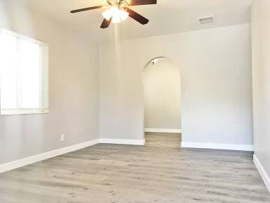 Main picture of 1500 NW 5th Ave