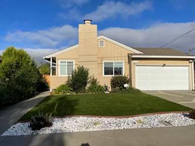 Main picture of 21071 Ashfield Ave