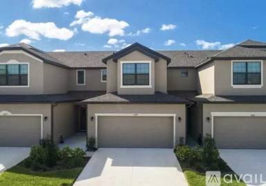Main picture of 2227 Seven Oaks Dr