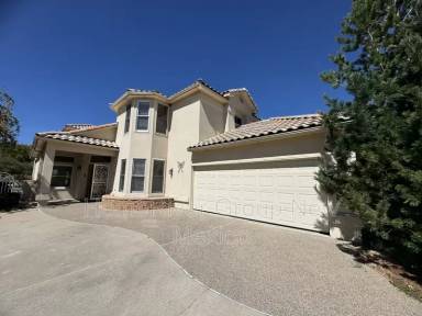 Main picture of 7005 Sky Valley Way NE