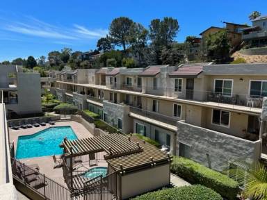 Main picture of Del Mar Bluffs
