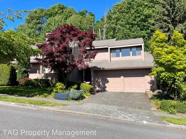 Main picture of 5590 Highland Dr