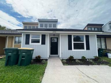 Main picture of 2440 Seabury Pl N