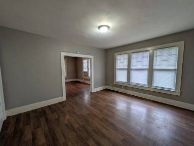 Main picture of 1275 Doucette St