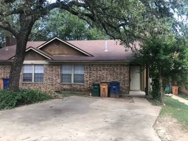 Main picture of 7002 Ivory Key Ct
