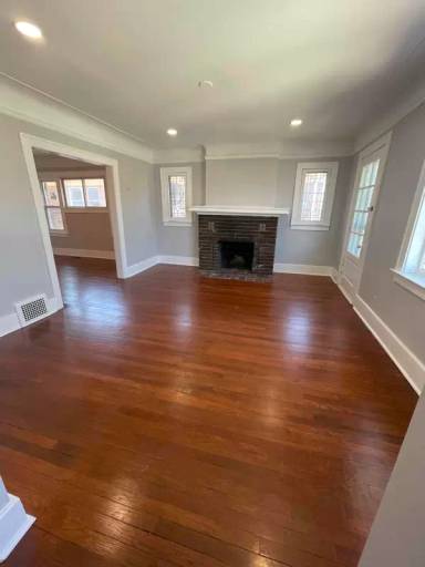 Main picture of 4221 W Buena Vista St