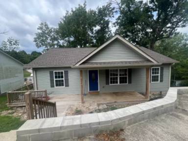 Main picture of 192 Hunter Ave