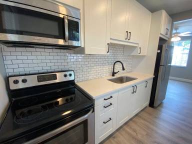 Main picture of 138 Oneida St