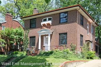 Main picture of 418 Carswold Dr