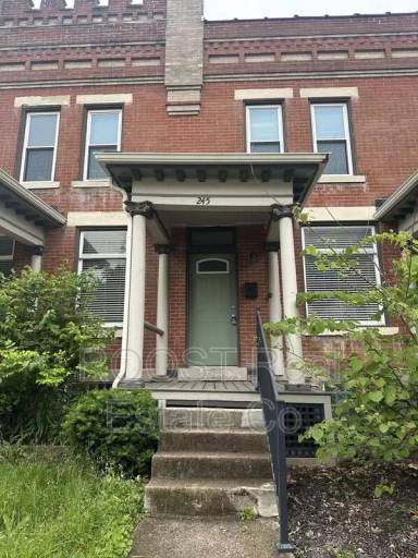 Main picture of 245 Miller Ave