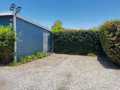 Main picture of 124 W Vine St