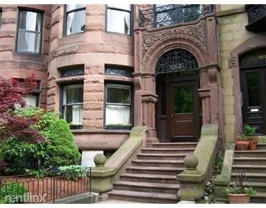 Main picture of 261 Beacon St