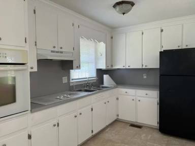 Main picture of 5378 Neuse Rd