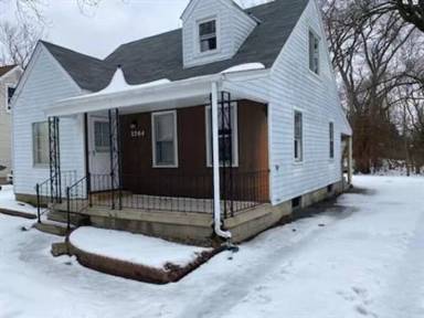 Main picture of 2204 Sagamore Rd