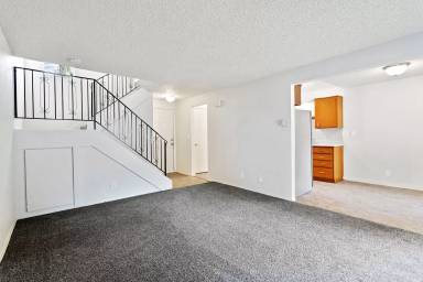 Main picture of 367 NW Bailey Ave